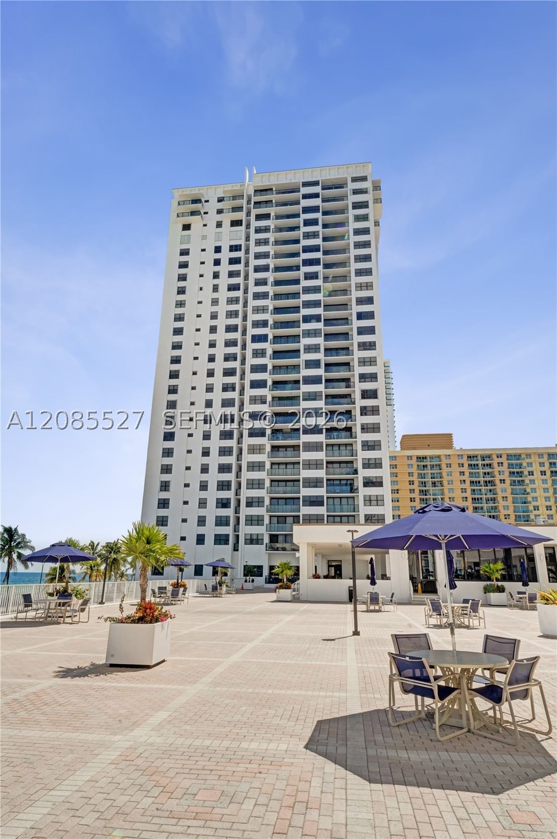 Real estate property located at 2301 Ocean Dr #1608, Broward, Catania Condo, Hollywood, FL