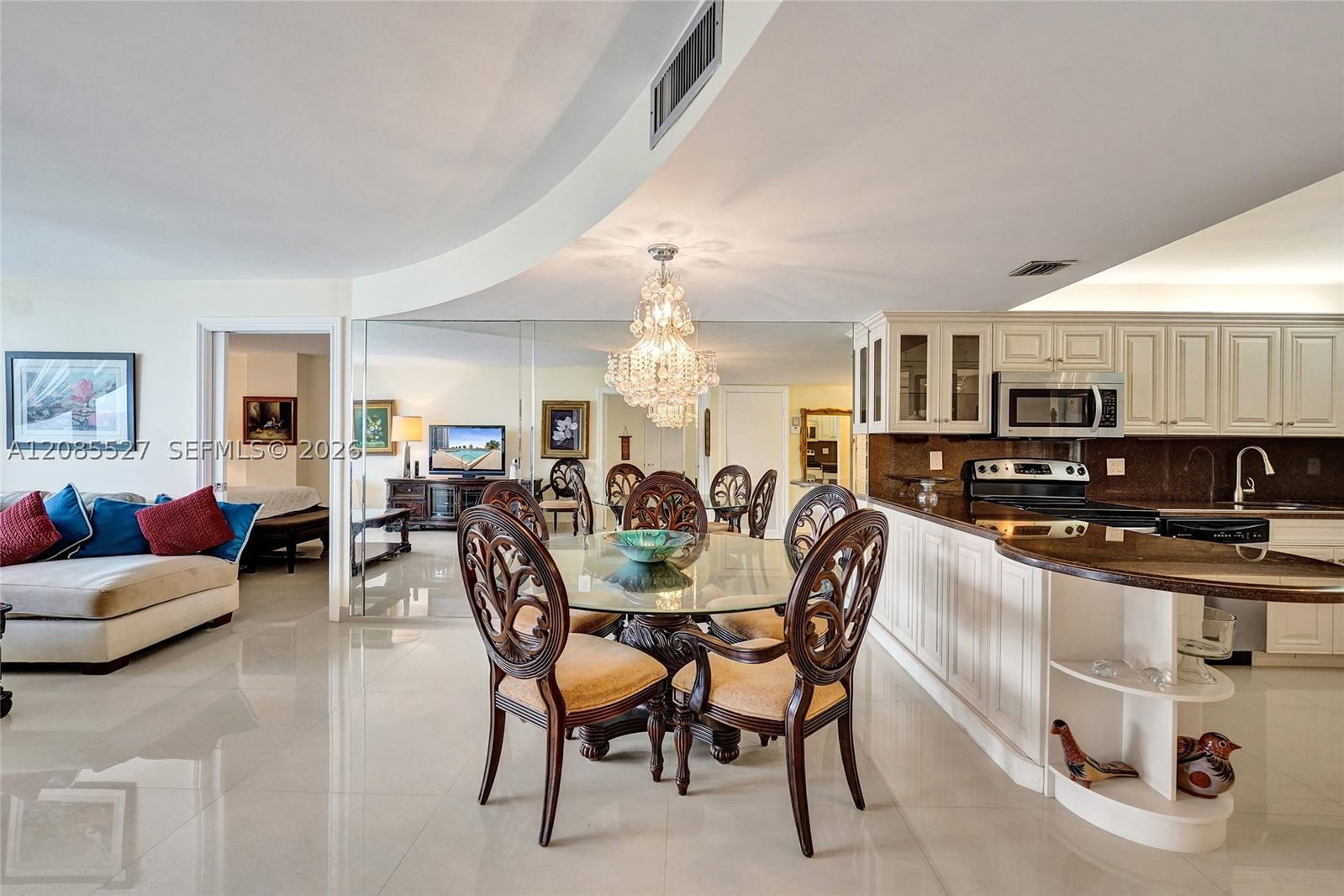 Real estate property located at 2301 Ocean Dr #1608, Broward, Catania Condo, Hollywood, FL