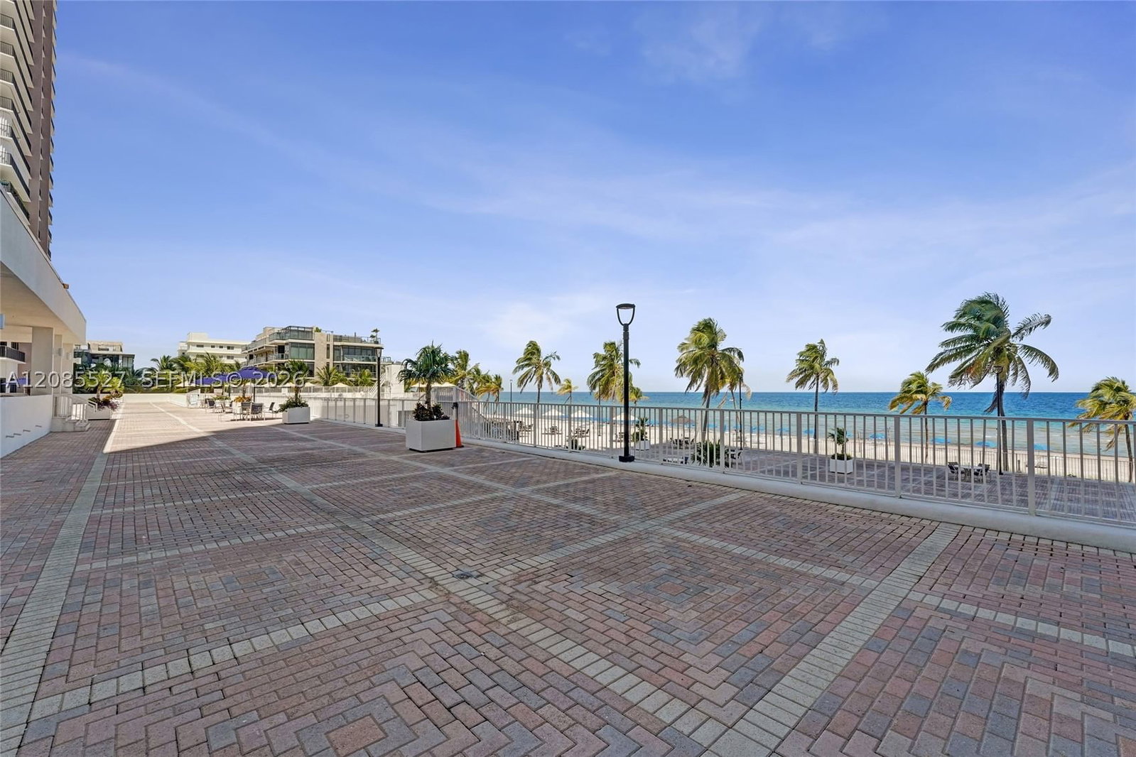 Real estate property located at 2301 Ocean Dr #1608, Broward, Catania Condo, Hollywood, FL