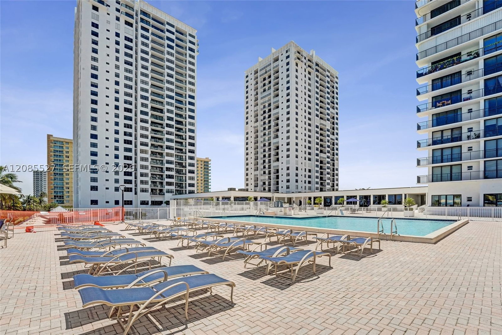 Real estate property located at 2301 Ocean Dr #1608, Broward, Catania Condo, Hollywood, FL