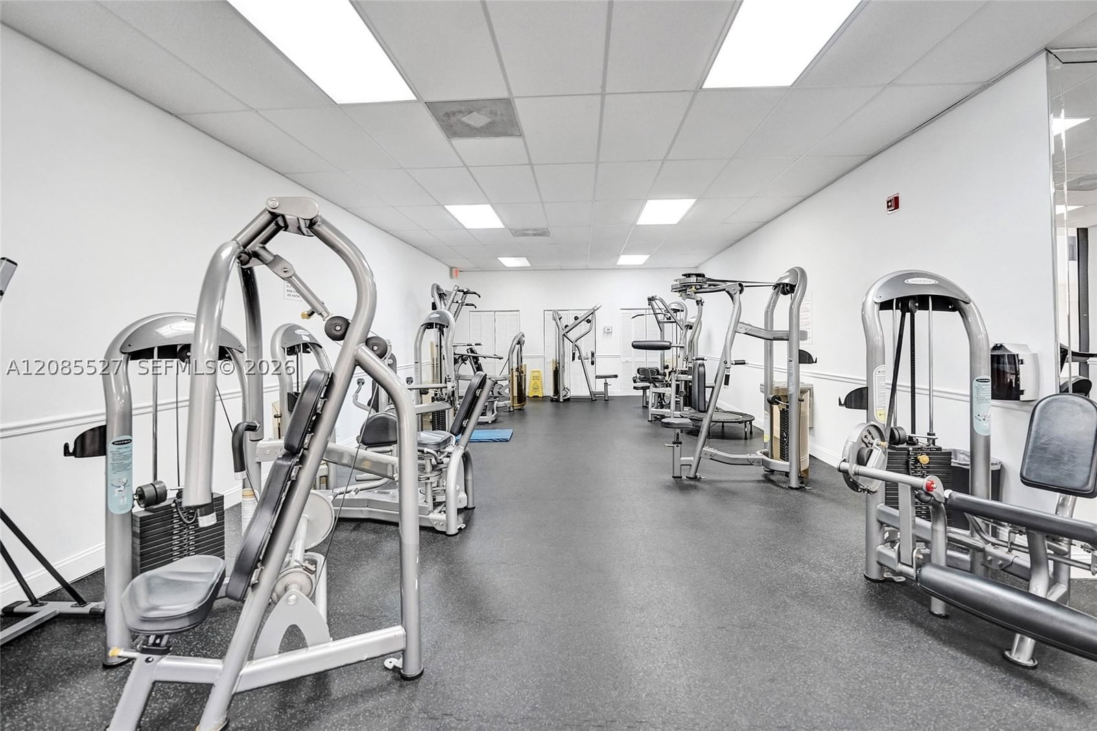 Real estate property located at 2301 Ocean Dr #1608, Broward, Catania Condo, Hollywood, FL