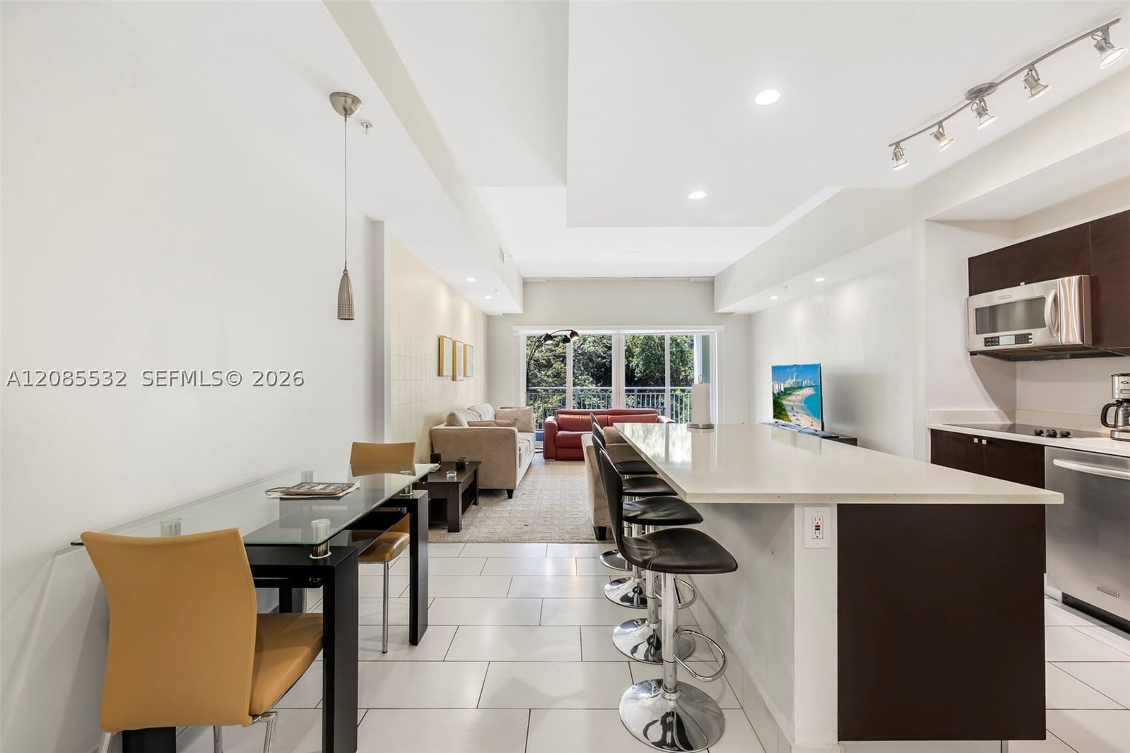 Real estate property located at 5300 87th Ave #1512, Miami-dade, The Blue A Resort Hotel C, Doral, FL