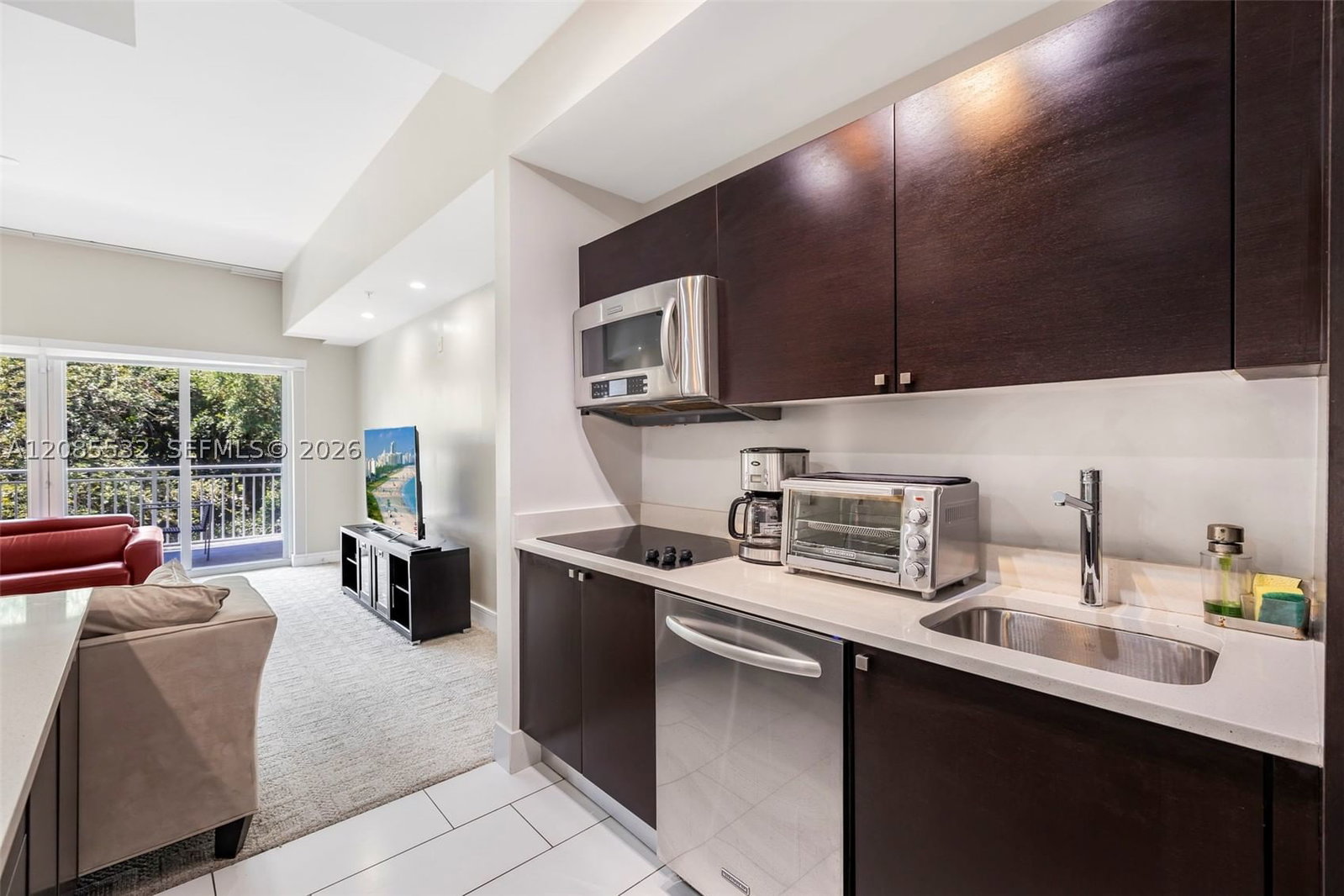 Real estate property located at 5300 87th Ave #1512, Miami-dade, The Blue A Resort Hotel C, Doral, FL