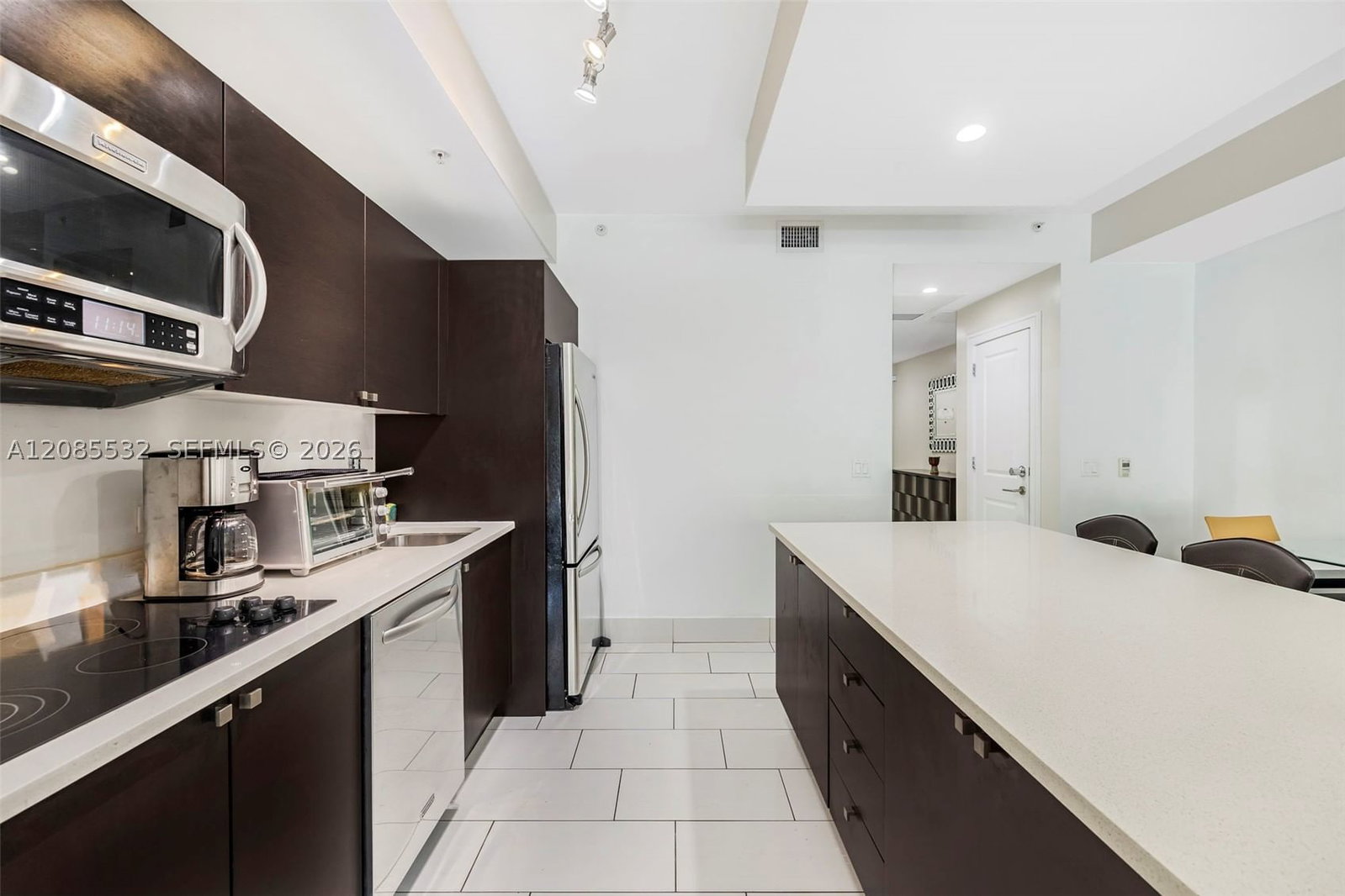 Real estate property located at 5300 87th Ave #1512, Miami-dade, The Blue A Resort Hotel C, Doral, FL