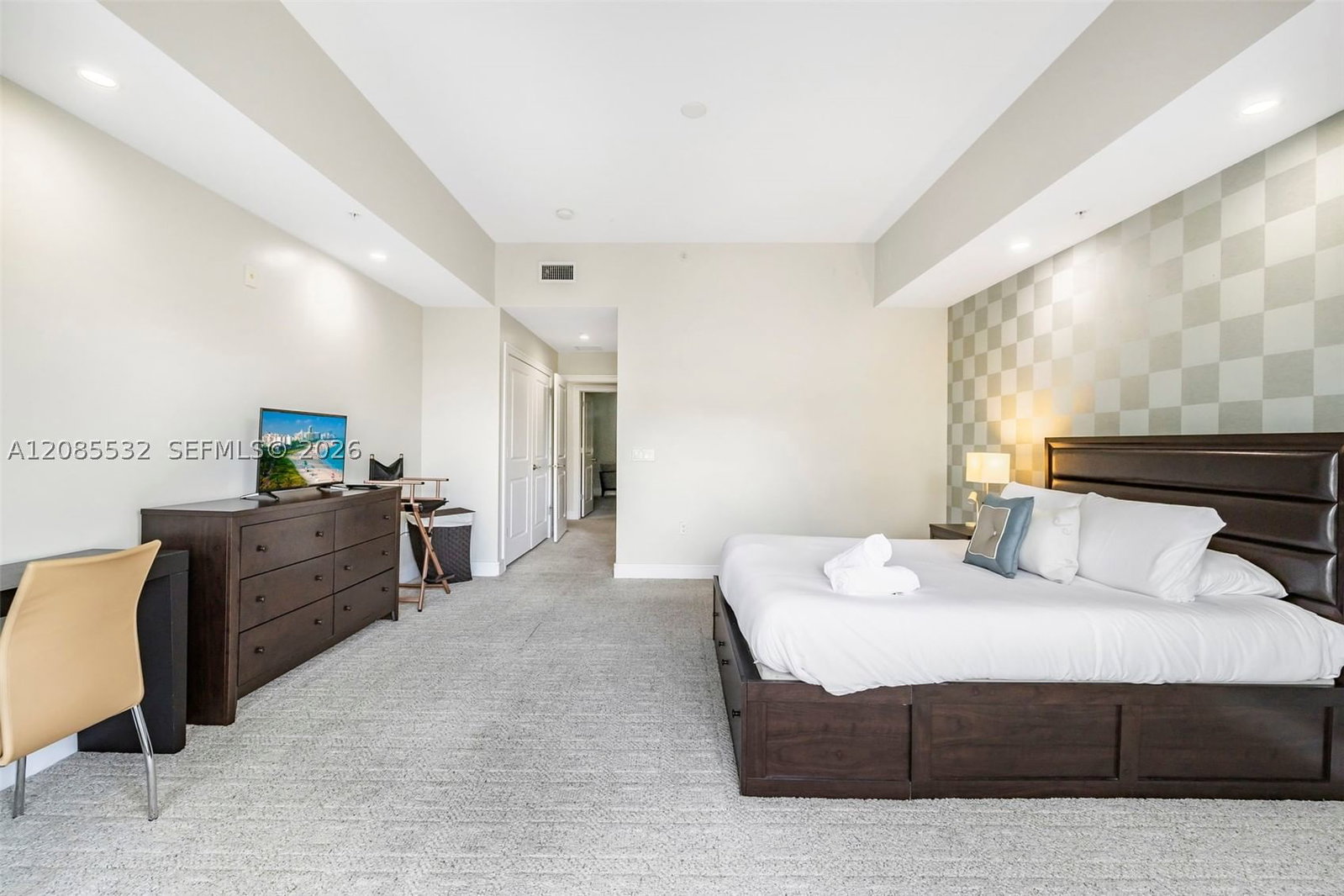 Real estate property located at 5300 87th Ave #1512, Miami-dade, The Blue A Resort Hotel C, Doral, FL