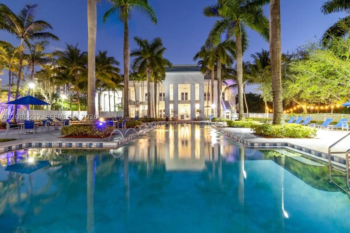 Real estate property located at 5300 87th Ave #1512, Miami-dade, The Blue A Resort Hotel C, Doral, FL