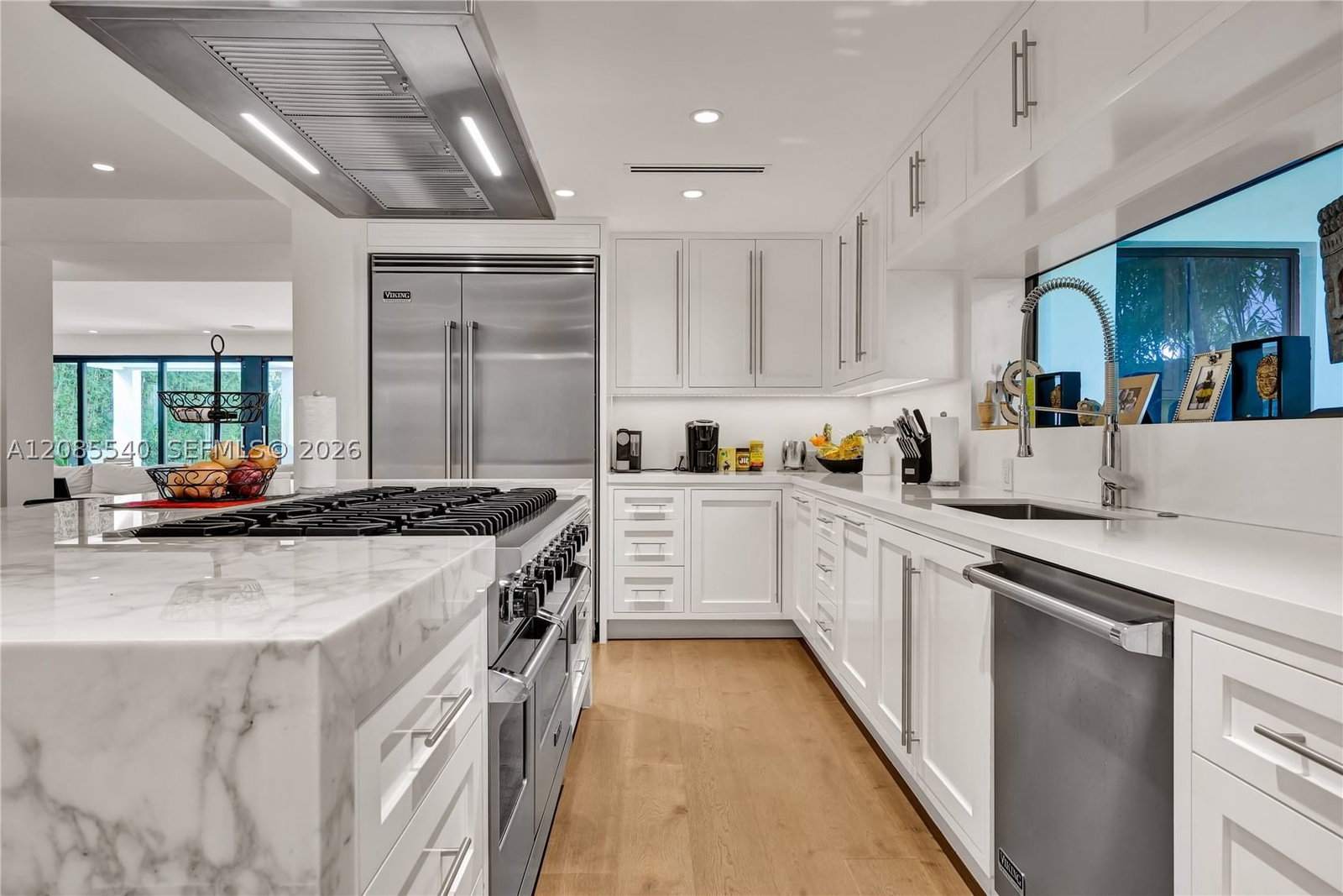 Real estate property located at 2802 Prairie Ave, Miami-dade, Mid Golf Sub 1st Addn, Miami Beach, FL
