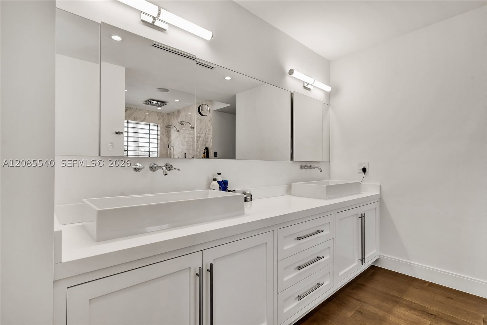 Real estate property located at 2802 Prairie Ave, Miami-dade, Mid Golf Sub 1st Addn, Miami Beach, FL