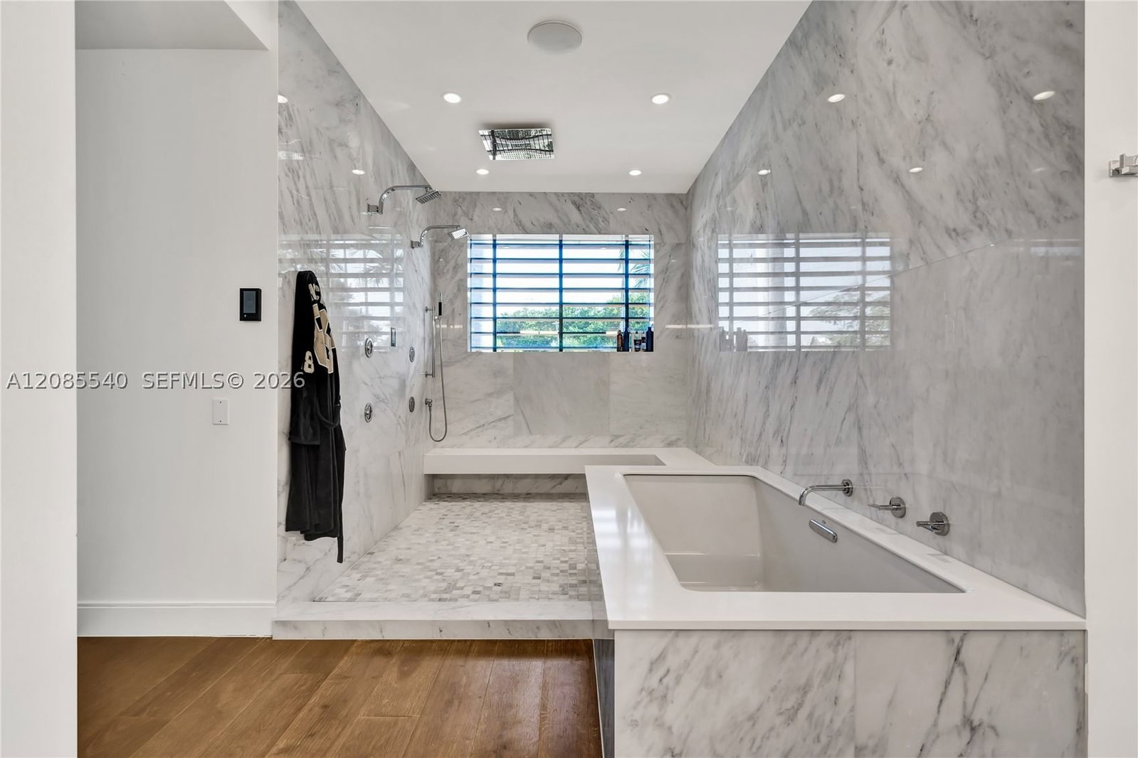 Real estate property located at 2802 Prairie Ave, Miami-dade, Mid Golf Sub 1st Addn, Miami Beach, FL