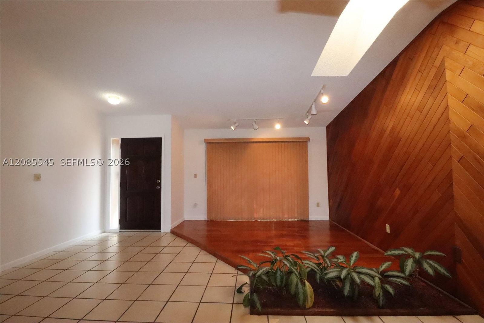 Real estate property located at 2426 109th Ct, Miami-dade, Westbrooke Twin Homes Con, Miami, FL