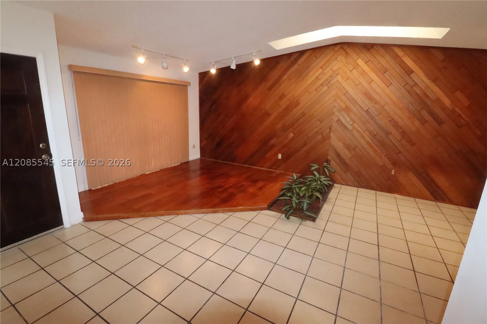 Real estate property located at 2426 109th Ct, Miami-dade, Westbrooke Twin Homes Con, Miami, FL