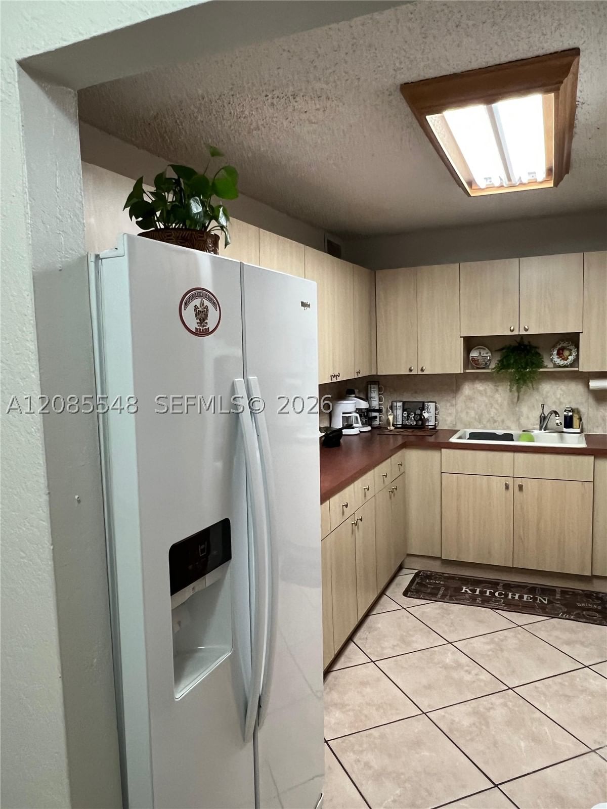 Real estate property located at 1900 68th St F104, Miami-dade, Los Arboles Condo, Hialeah, FL