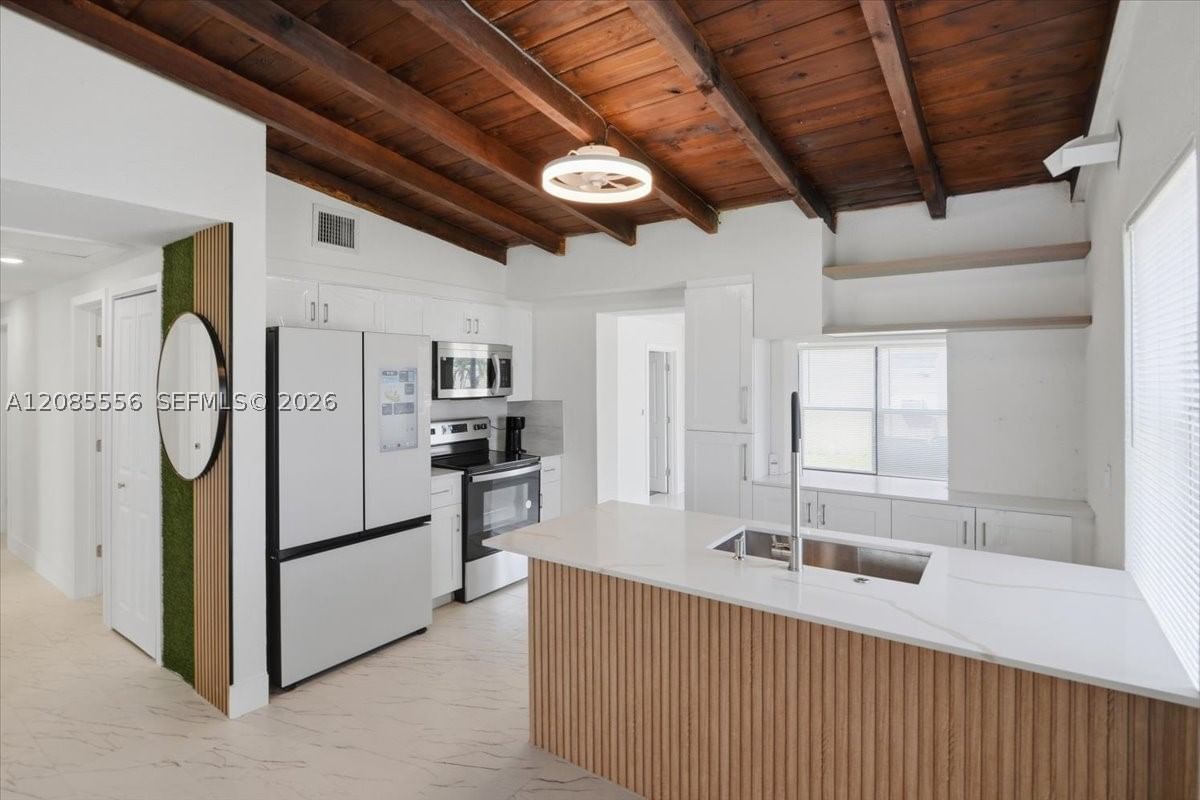 Real estate property located at 1589 4th Ave, Broward, Sanders Park, Pompano Beach, FL