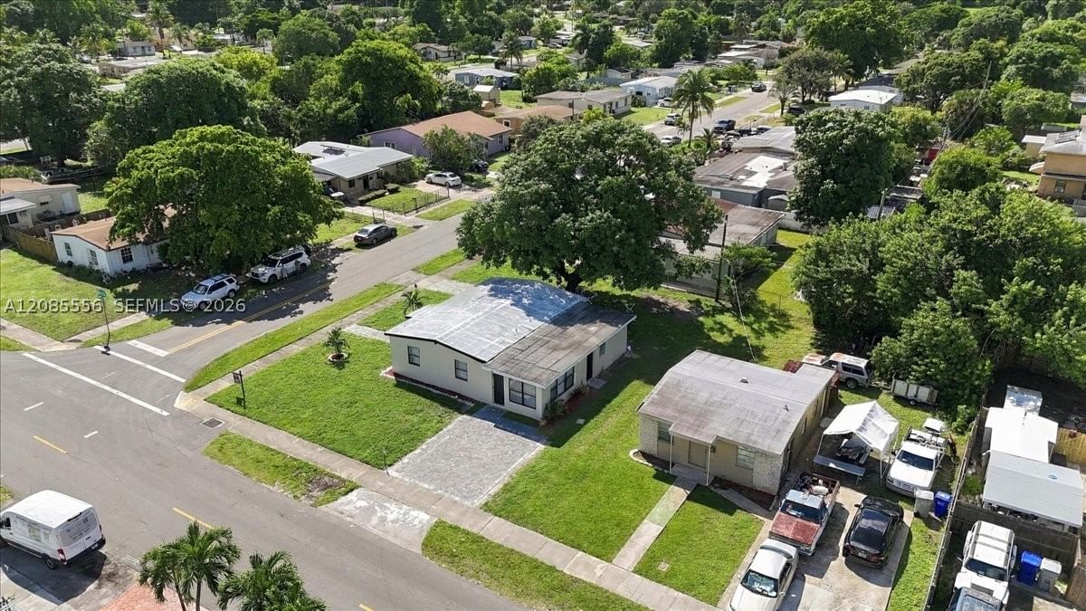 Real estate property located at 1589 4th Ave, Broward, Sanders Park, Pompano Beach, FL