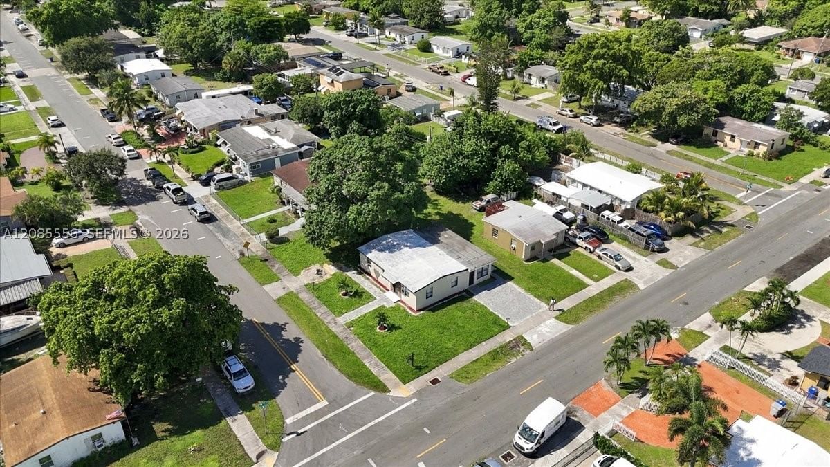 Real estate property located at 1589 4th Ave, Broward, Sanders Park, Pompano Beach, FL
