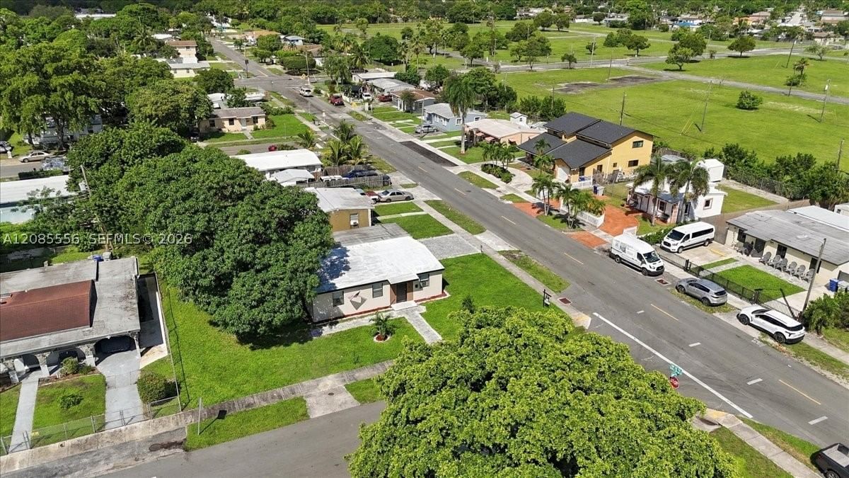 Real estate property located at 1589 4th Ave, Broward, Sanders Park, Pompano Beach, FL