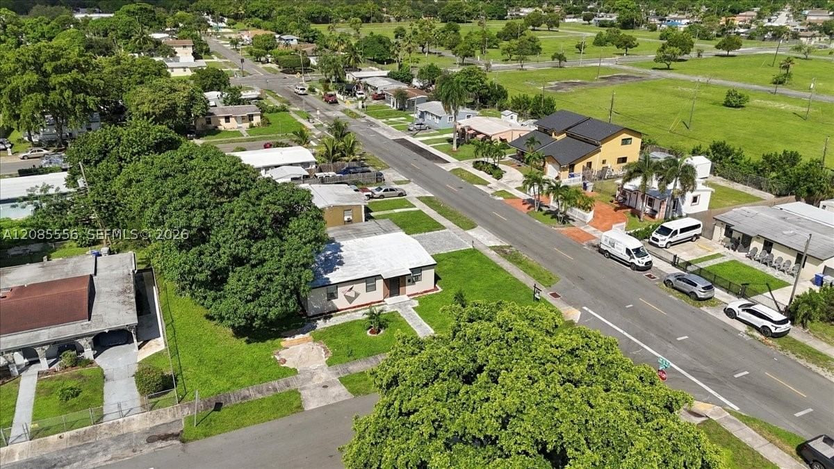 Real estate property located at 1589 4th Ave, Broward, Sanders Park, Pompano Beach, FL