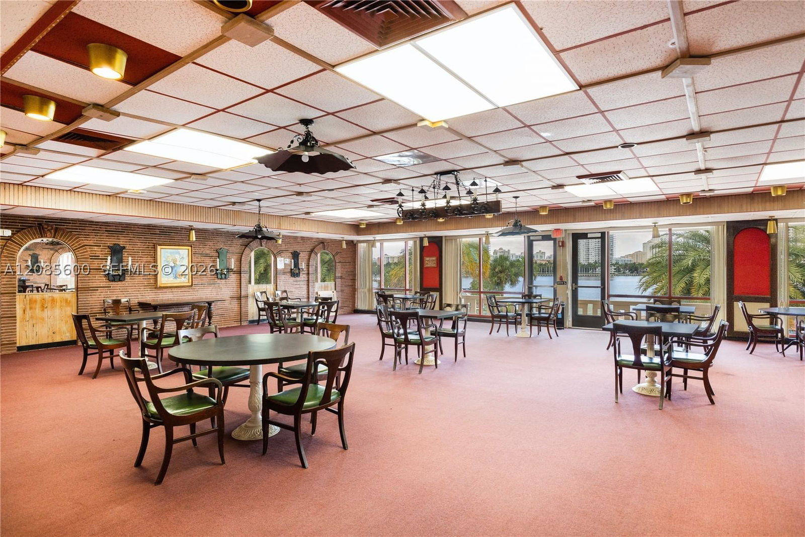 Real estate property located at 2949 Point East Dr B304, Miami-dade, Point East One Condo-bldg, Aventura, FL