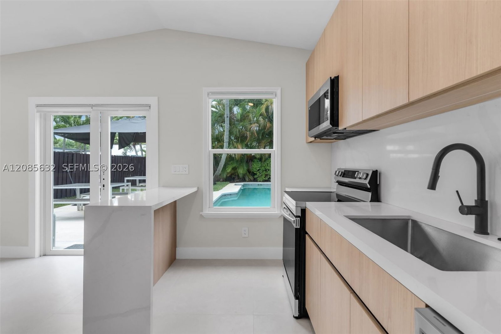 Real estate property located at 1525 18th Ave, Broward, Progresso, Fort Lauderdale, FL