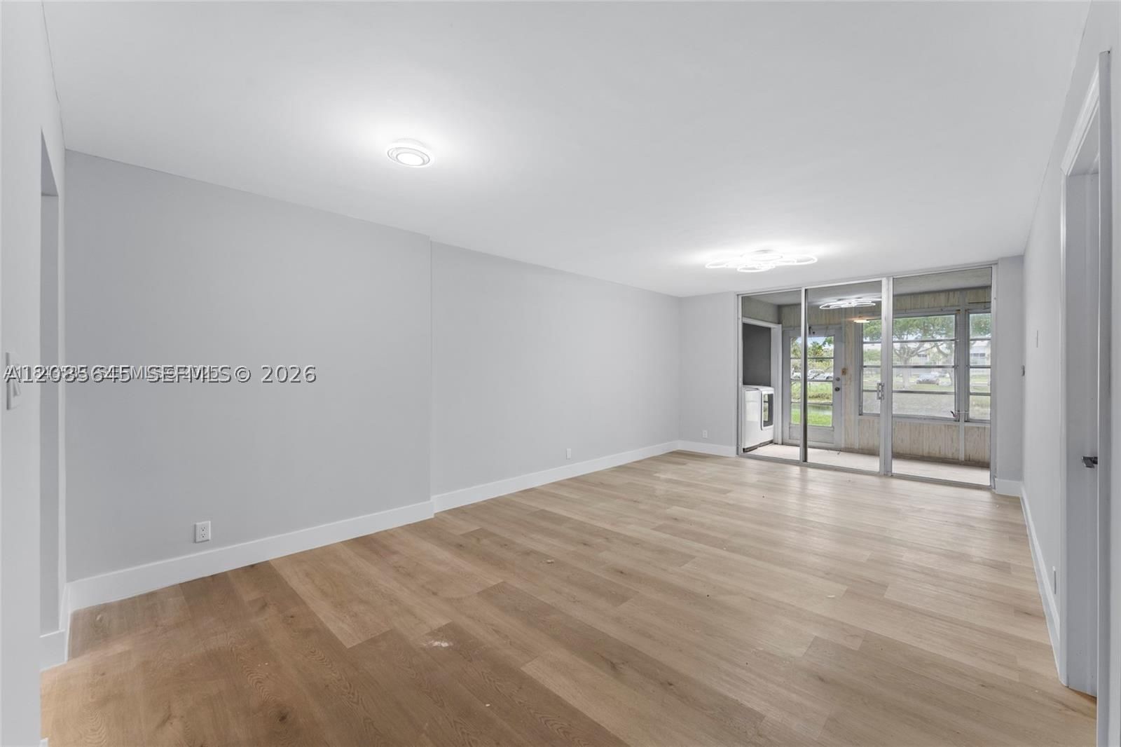 Real estate property located at 3141 47th Ter #121, Broward, Cypress Chase North No 3, Lauderdale Lakes, FL
