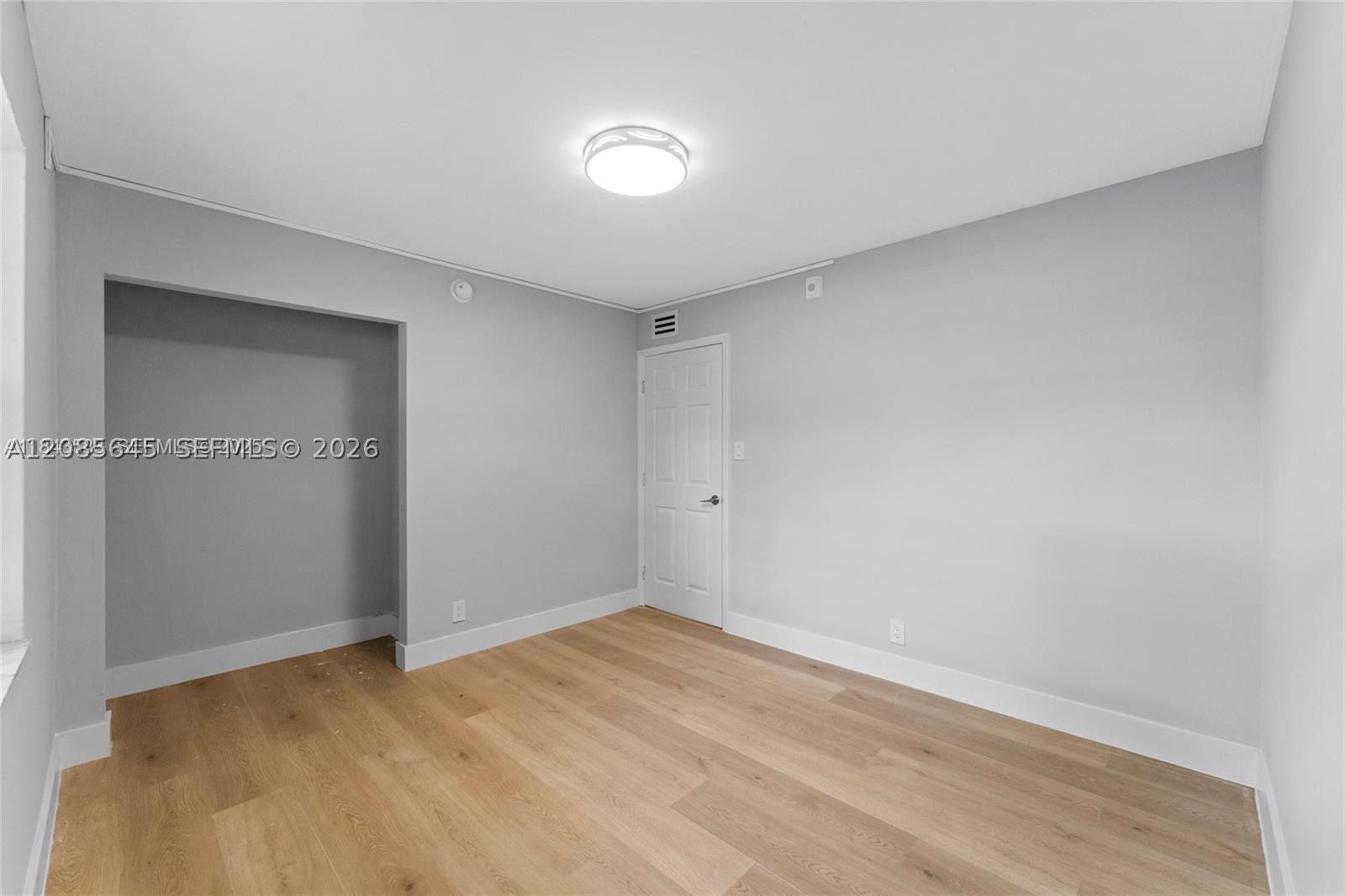 Real estate property located at 3141 47th Ter #121, Broward, Cypress Chase North No 3, Lauderdale Lakes, FL