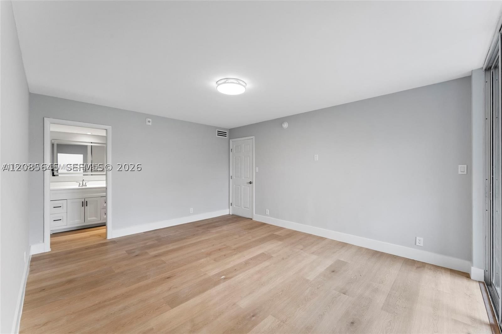 Real estate property located at 3141 47th Ter #121, Broward, Cypress Chase North No 3, Lauderdale Lakes, FL