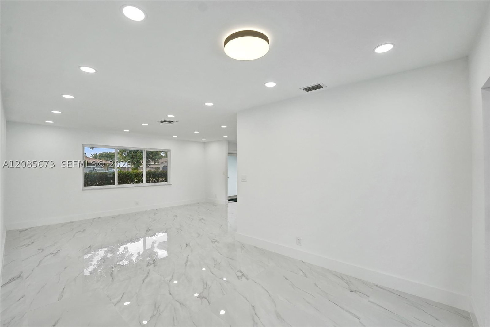 Real estate property located at 10601 43rd Ct, Broward, Chevy Chase Amd Plat, Coral Springs, FL
