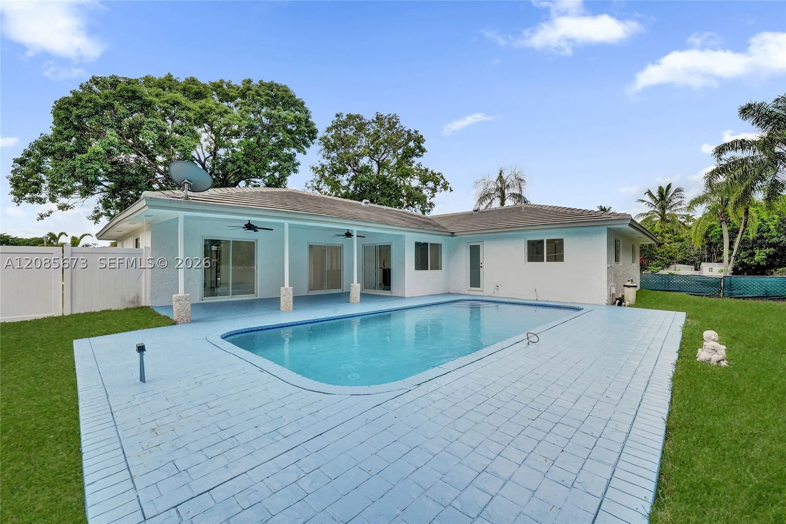 Real estate property located at 10601 43rd Ct, Broward, Chevy Chase Amd Plat, Coral Springs, FL