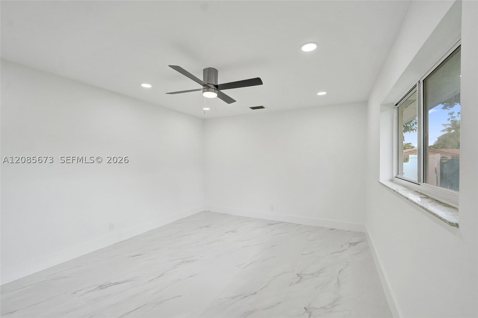 Real estate property located at 10601 43rd Ct, Broward, Chevy Chase Amd Plat, Coral Springs, FL