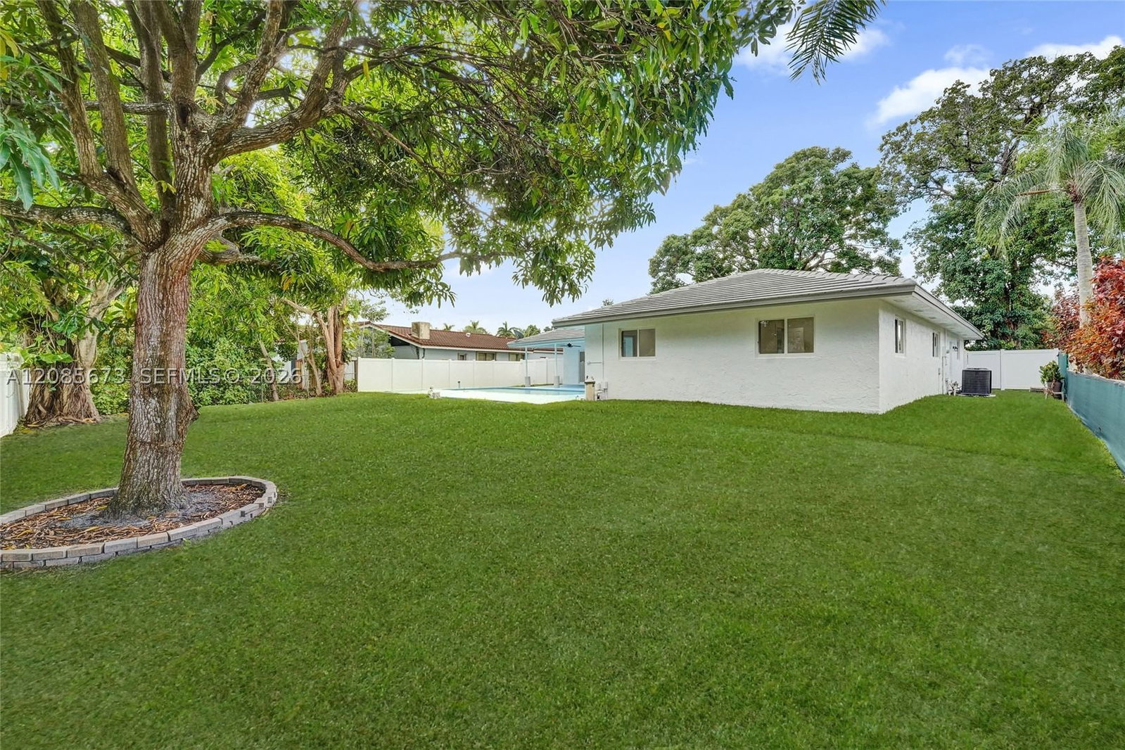 Real estate property located at 10601 43rd Ct, Broward, Chevy Chase Amd Plat, Coral Springs, FL