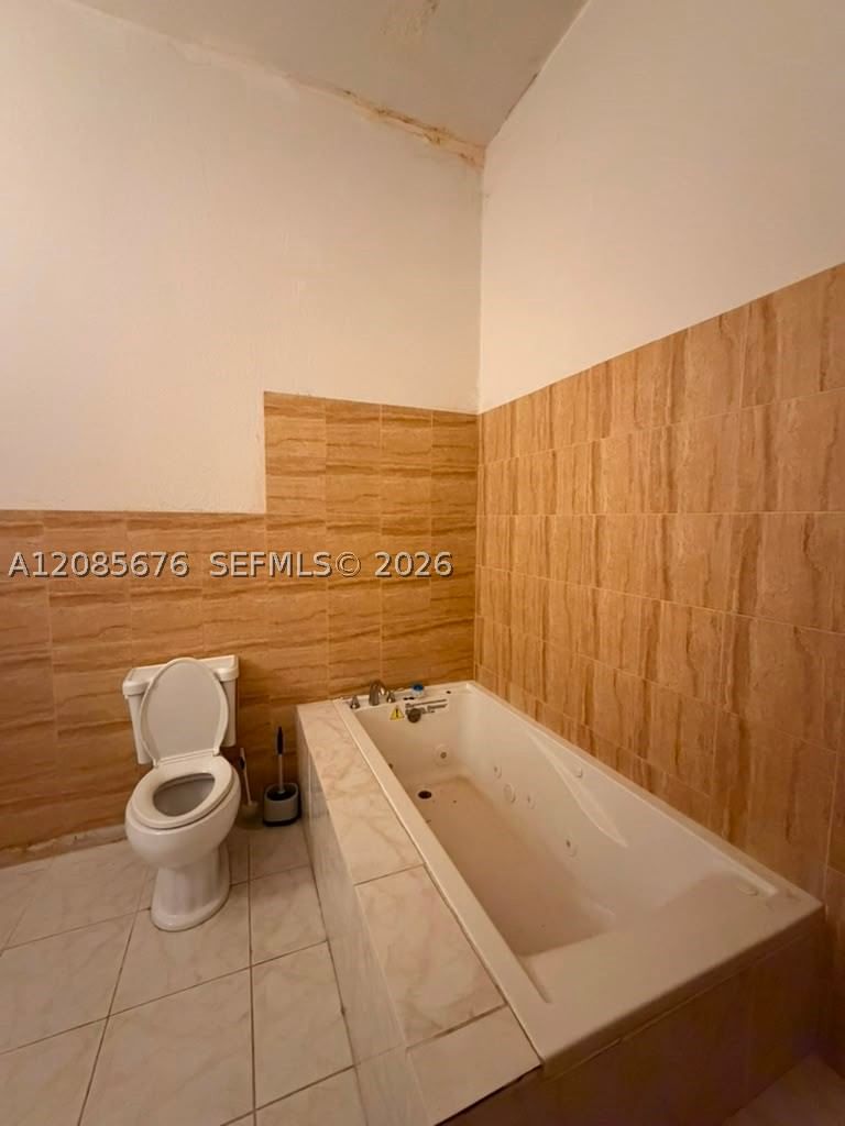 Real estate property located at 173 3rd Ct, Broward, Carver Heights, Deerfield Beach, FL