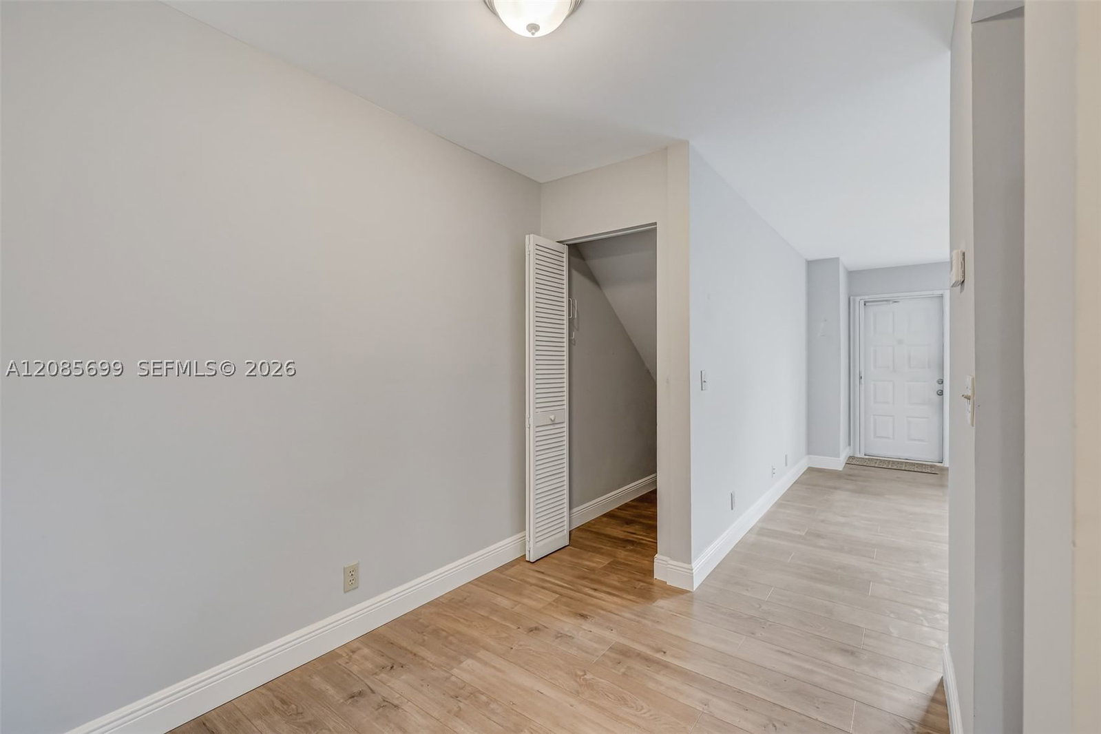 Real estate property located at 2641 Gately Dr W #902, Palm Beach, Arbours Of The Palm Beach, West Palm Beach, FL