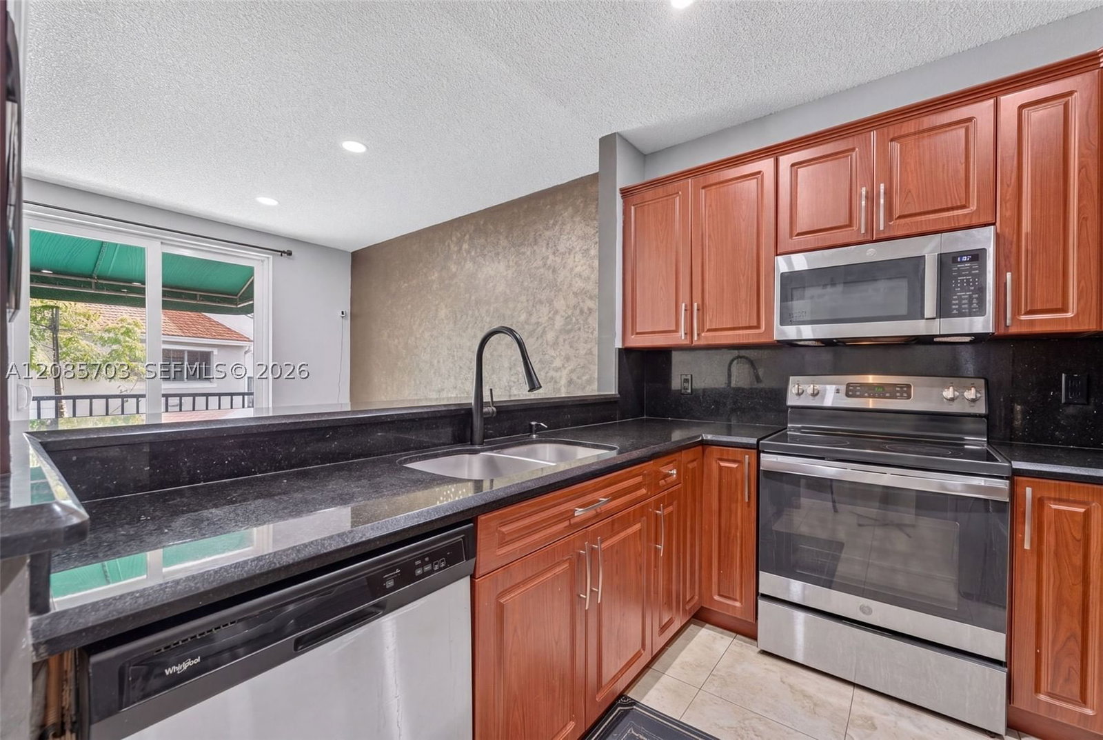 Real estate property located at 1354 126th Way, Broward, Savannah Plat 3, Sunrise, FL