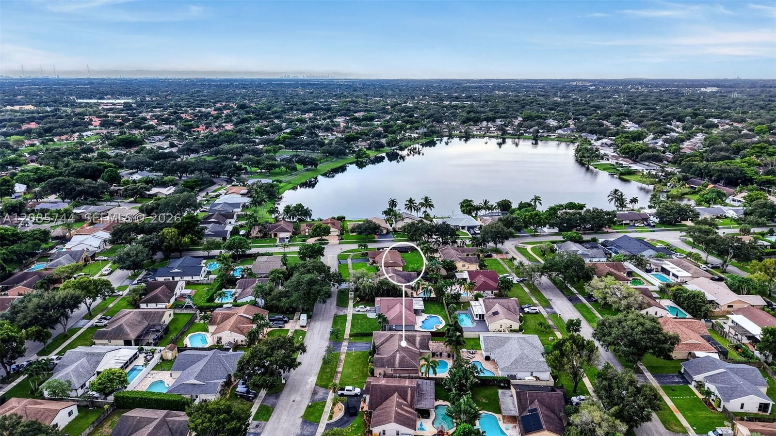Real estate property located at 5257 116th Ter, Broward, Flamingo Gardens-tamarind, Cooper City, FL