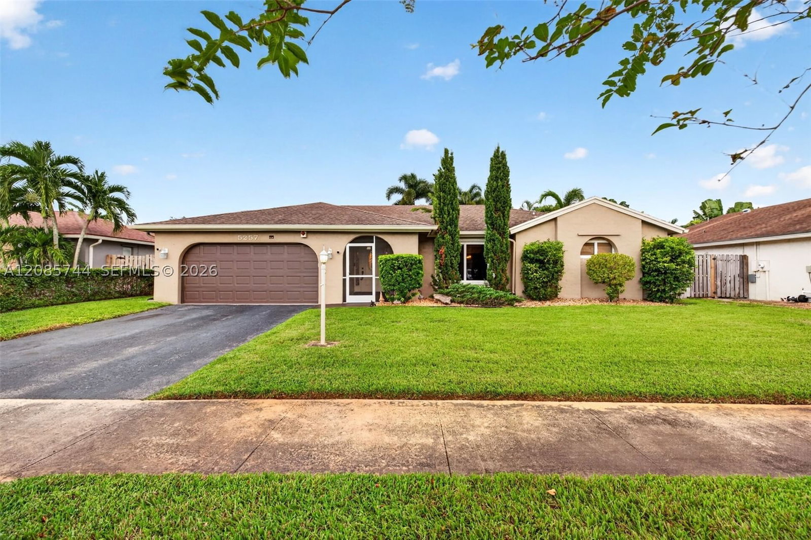 Real estate property located at 5257 116th Ter, Broward, Flamingo Gardens-tamarind, Cooper City, FL