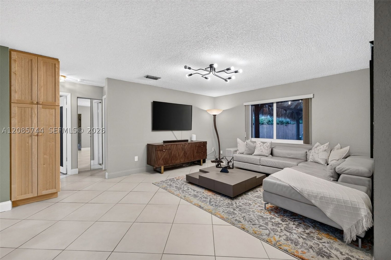 Real estate property located at 5257 116th Ter, Broward, Flamingo Gardens-tamarind, Cooper City, FL