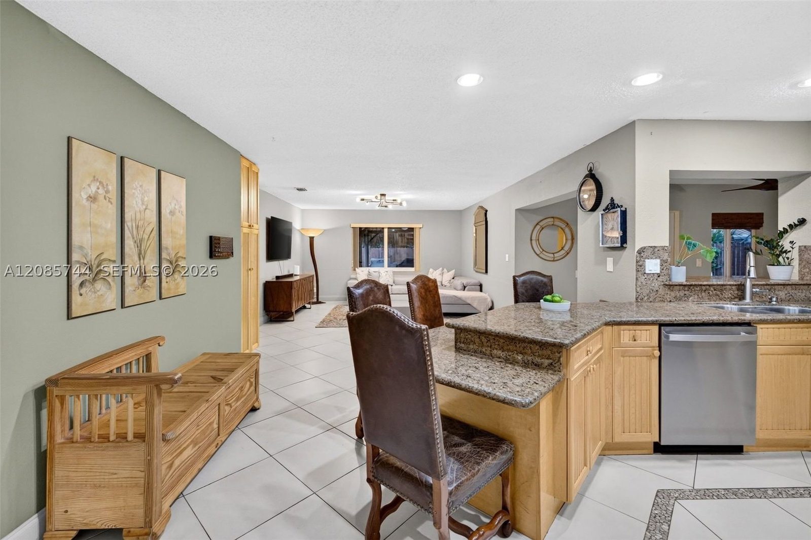 Real estate property located at 5257 116th Ter, Broward, Flamingo Gardens-tamarind, Cooper City, FL