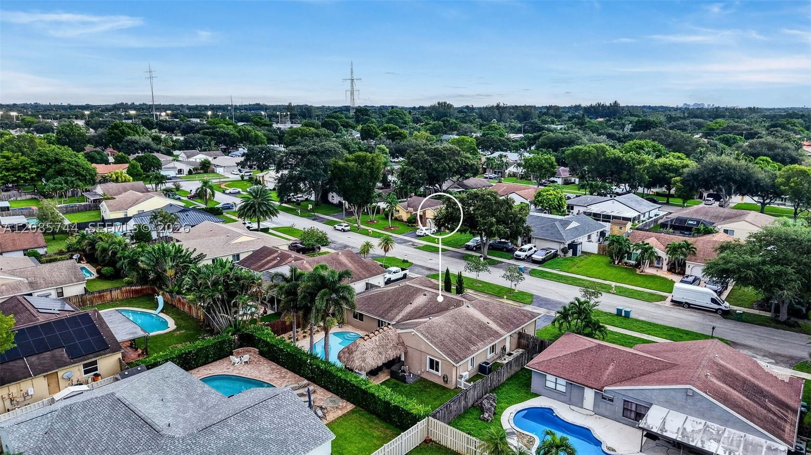 Real estate property located at 5257 116th Ter, Broward, Flamingo Gardens-tamarind, Cooper City, FL