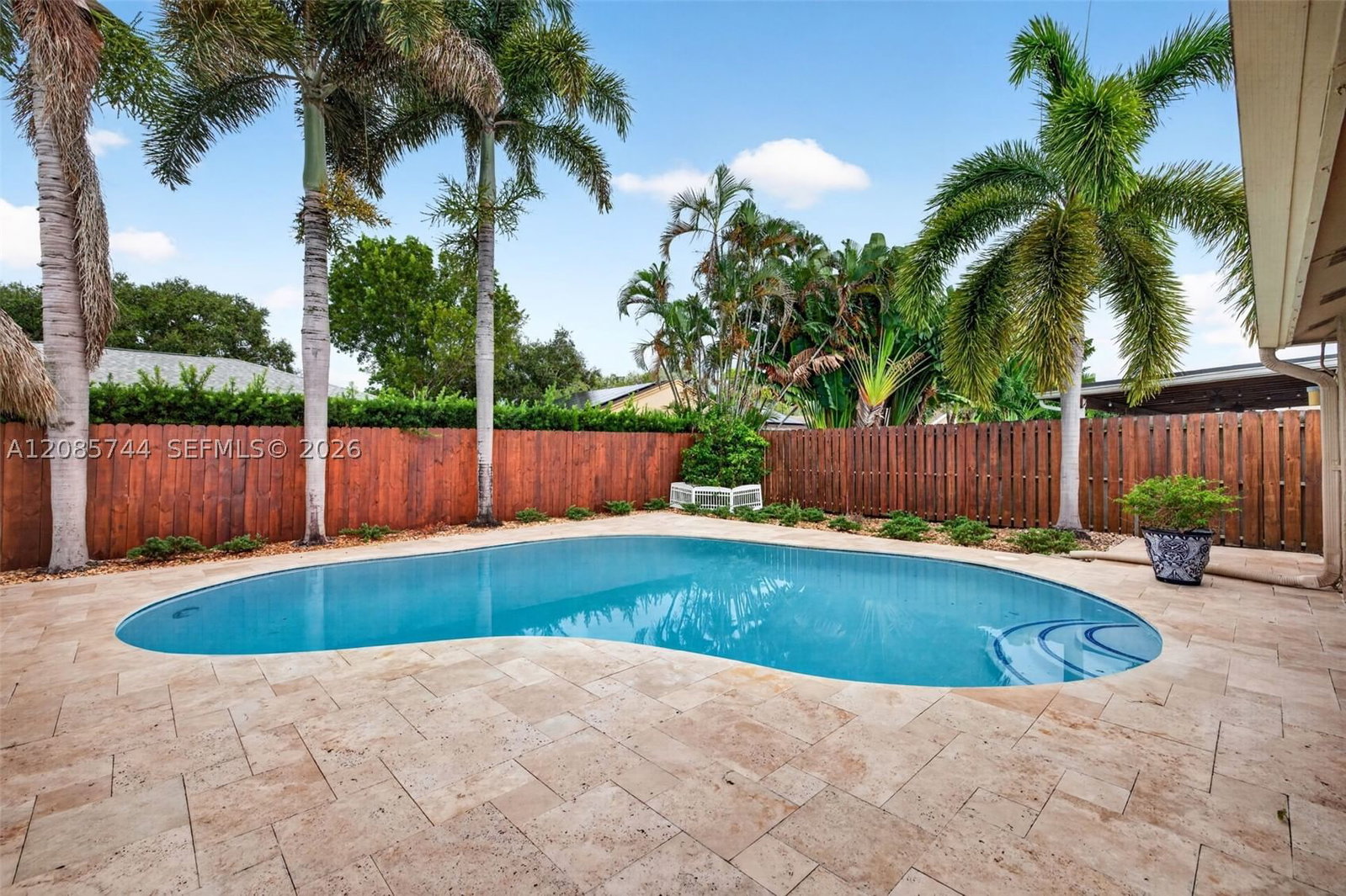 Real estate property located at 5257 116th Ter, Broward, Flamingo Gardens-tamarind, Cooper City, FL