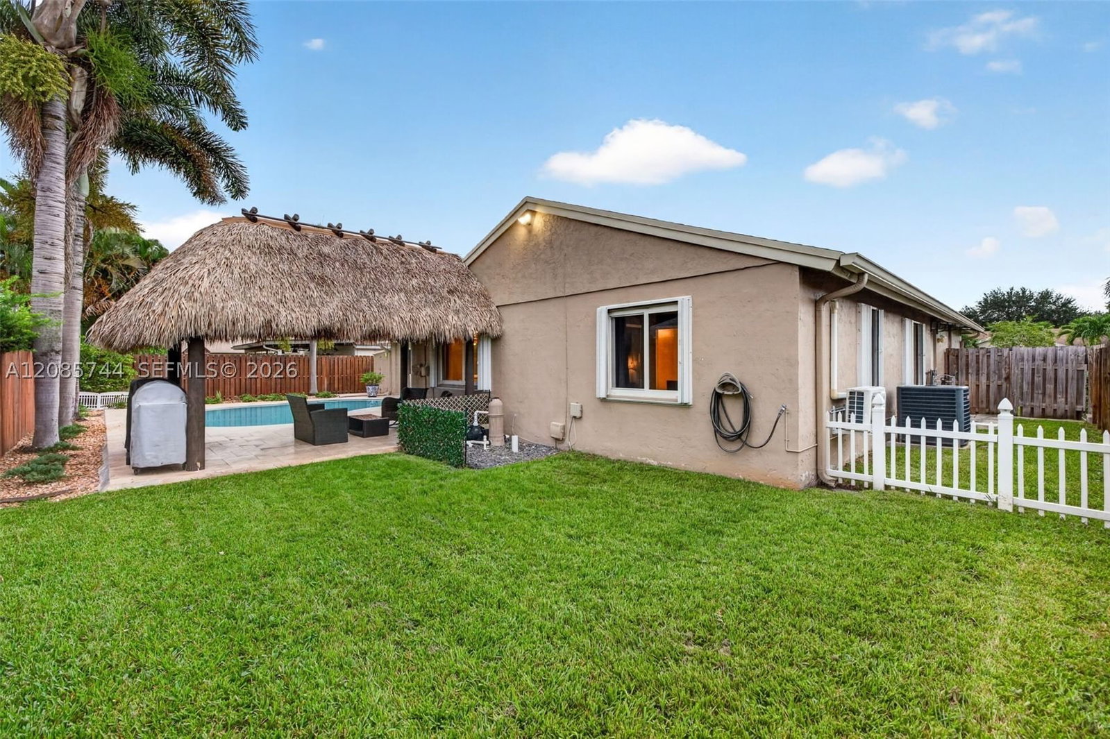 Real estate property located at 5257 116th Ter, Broward, Flamingo Gardens-tamarind, Cooper City, FL
