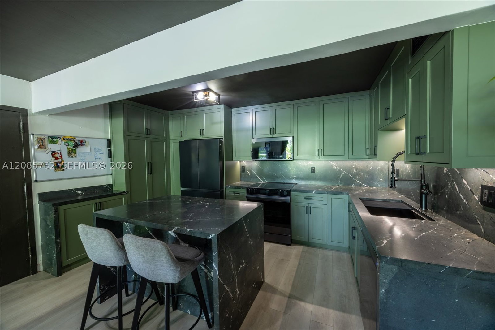 Real estate property located at 6801 Indian Creek Dr #201, Miami-dade, Boston Plaza Condo, Miami Beach, FL
