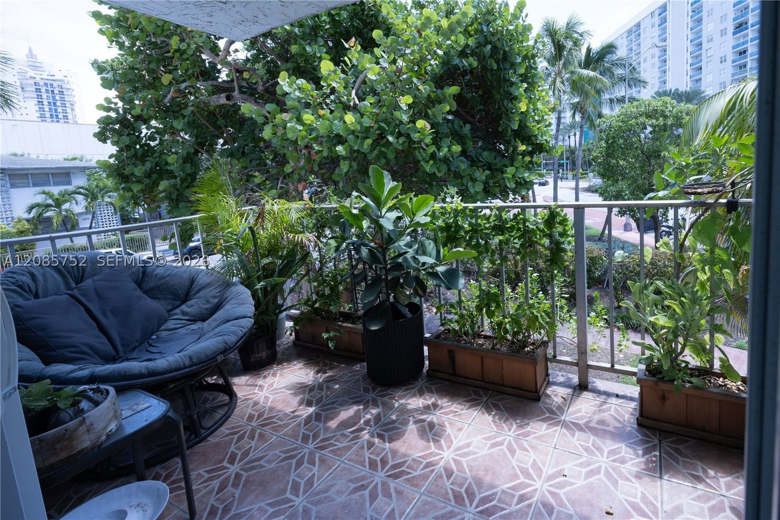 Real estate property located at 6801 Indian Creek Dr #201, Miami-dade, Boston Plaza Condo, Miami Beach, FL