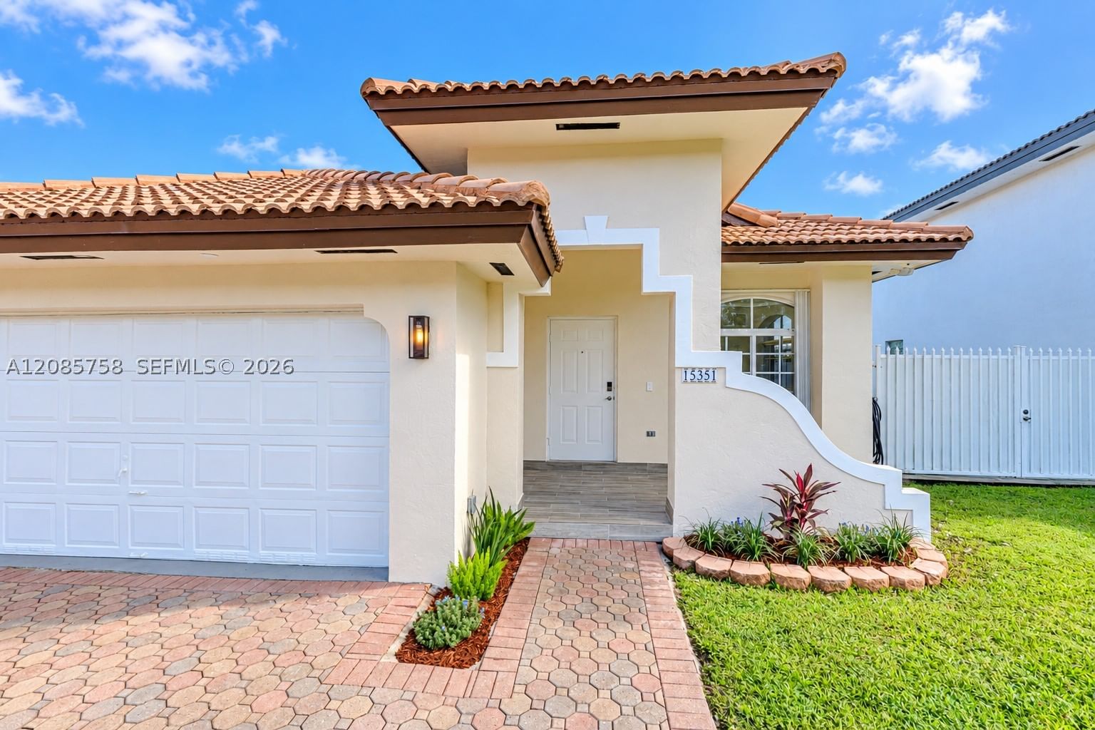Real estate property located at 15351 36th St, Miami-dade, Caribe Lakes Phase I, Miami, FL