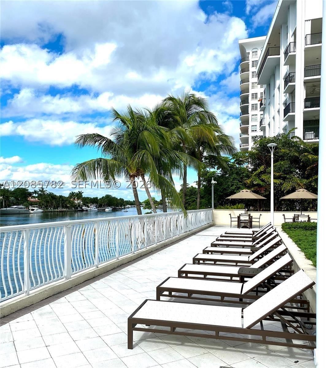 Real estate property located at 5600 Collins Ave #5B, Miami-dade, 5600 Condo, Miami Beach, FL