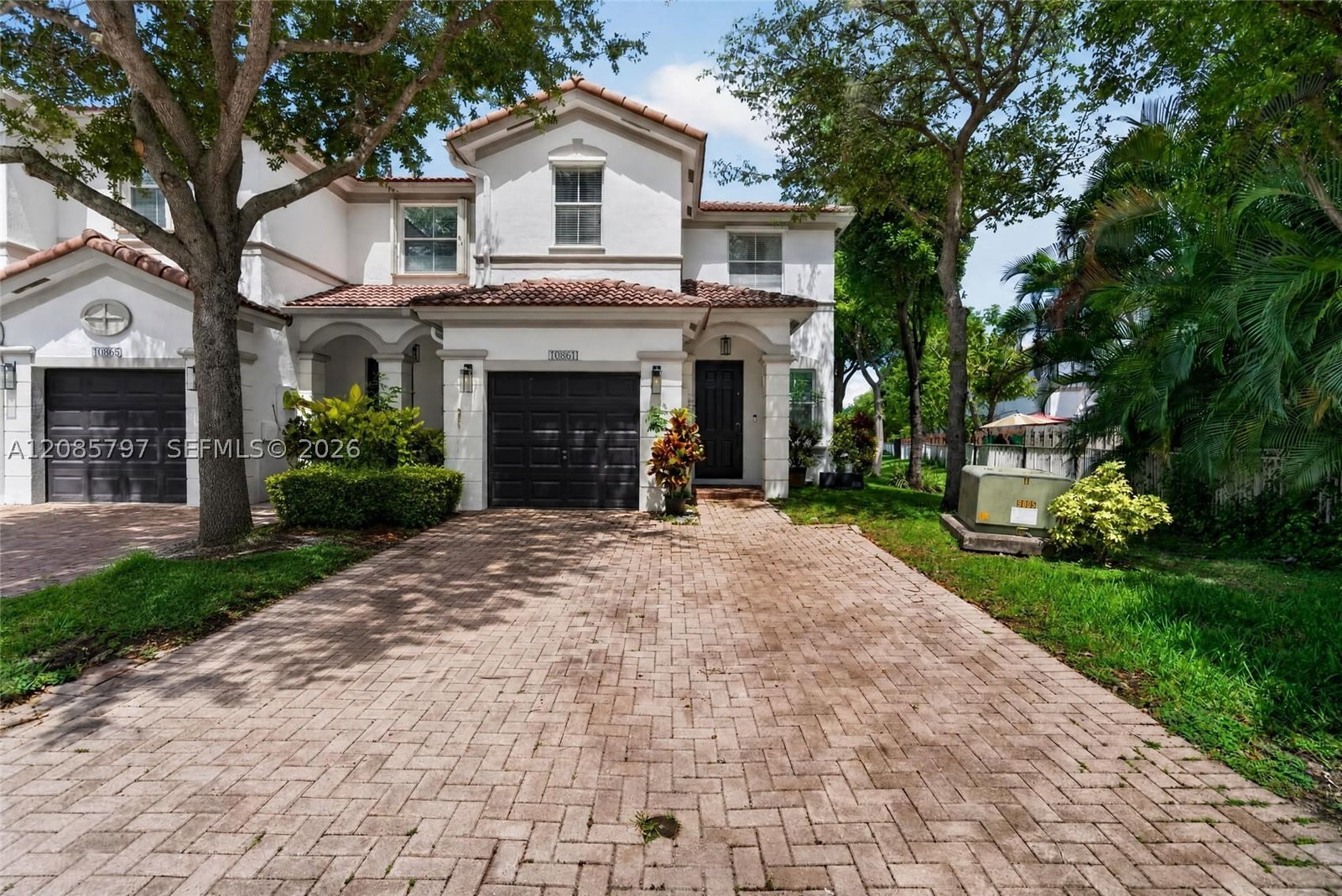 Real estate property located at 10861 79th St, Miami-dade, Islands At Doral 1st Addn, Doral, FL