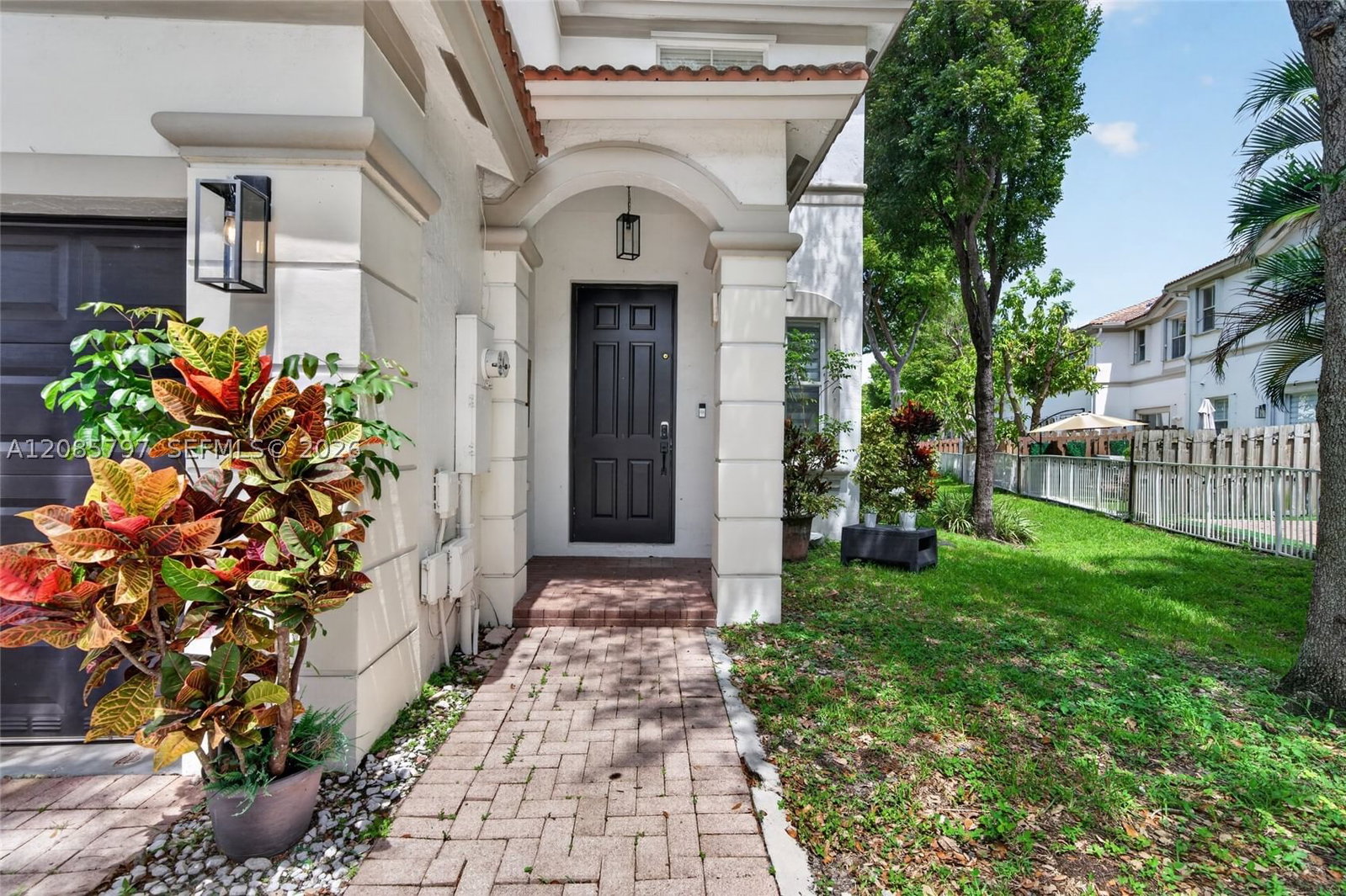 Real estate property located at 10861 79th St, Miami-dade, Islands At Doral 1st Addn, Doral, FL