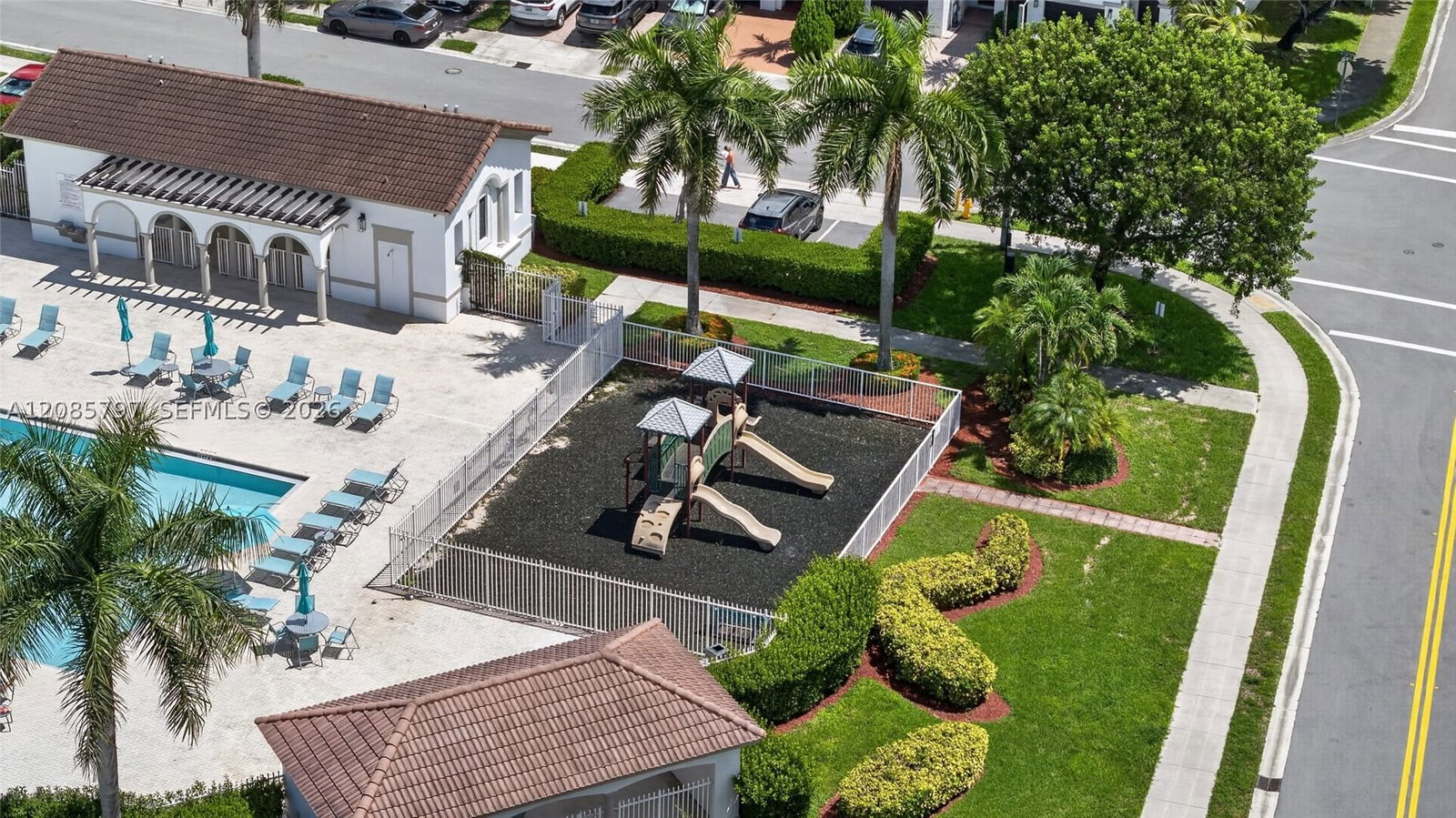 Real estate property located at 10861 79th St, Miami-dade, Islands At Doral 1st Addn, Doral, FL