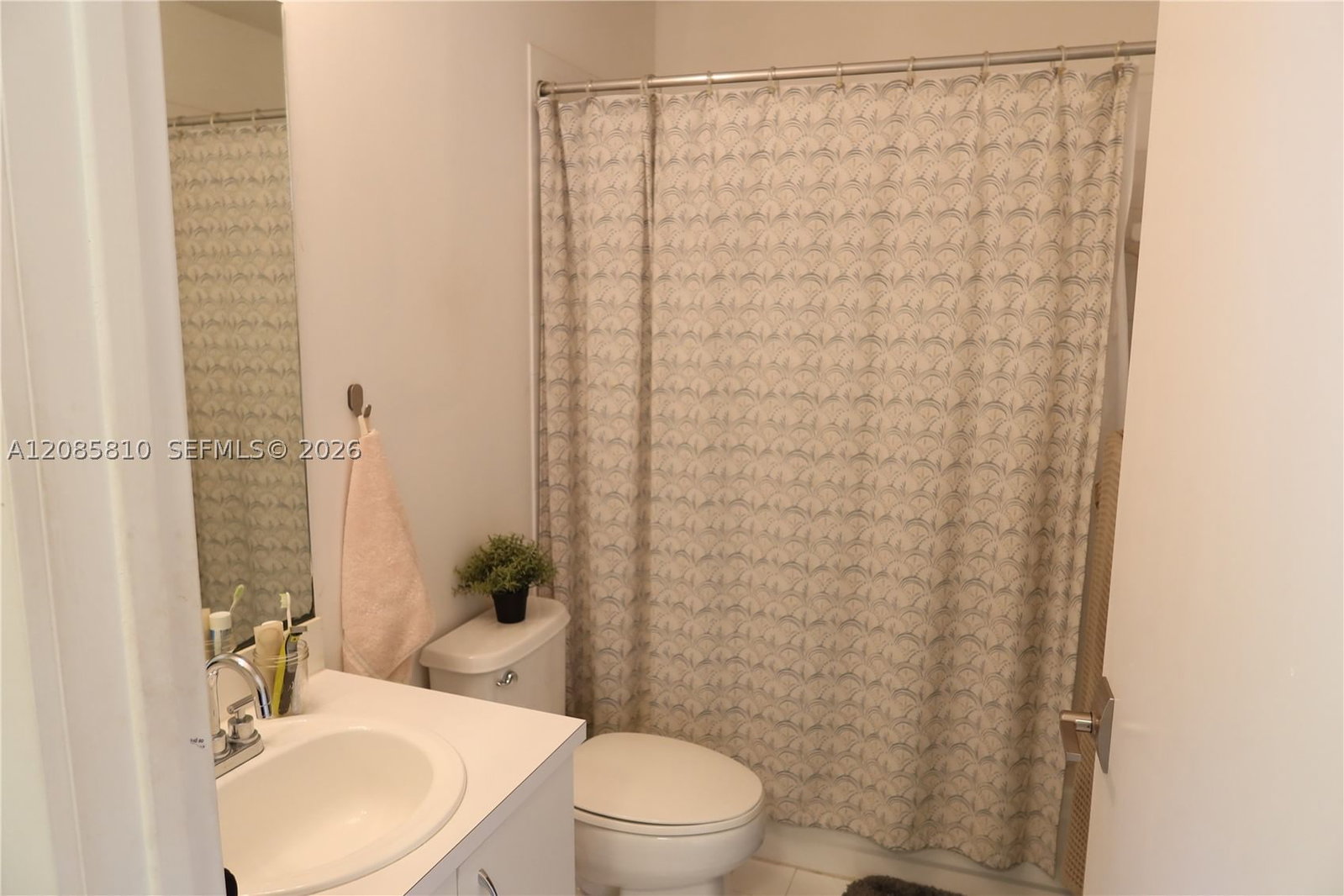 Real estate property located at , Broward, Village At Harmony Lake, Davie, FL