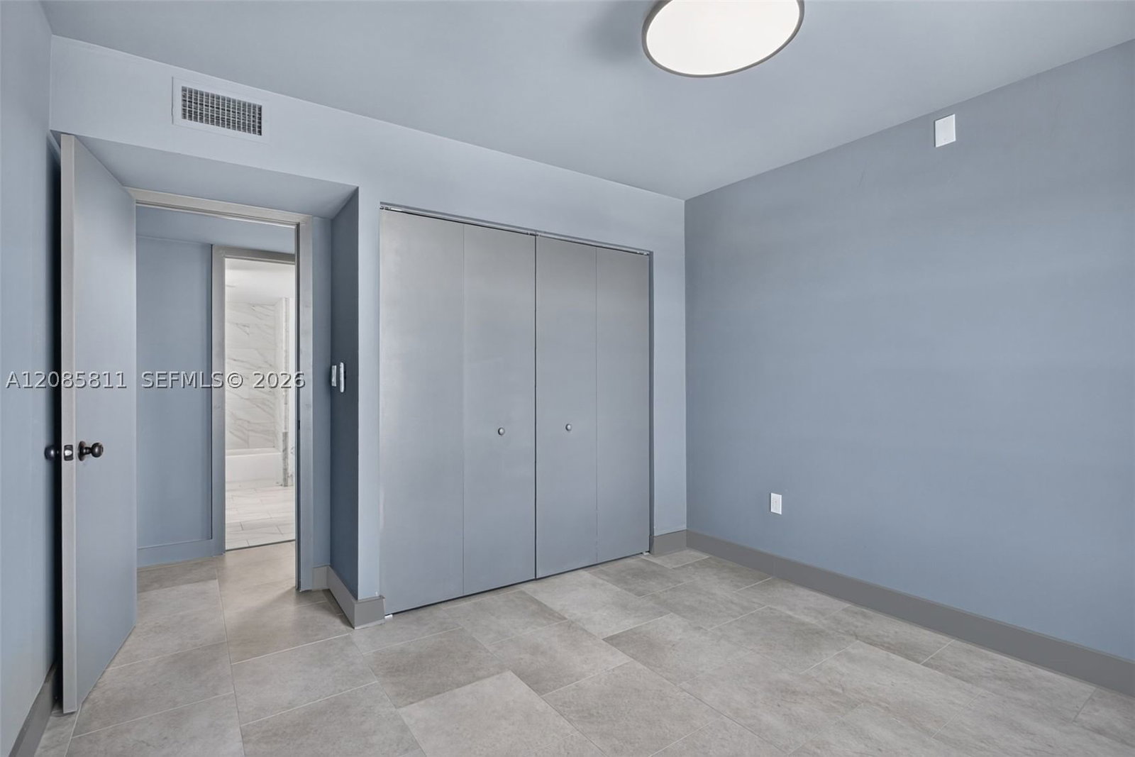 Real estate property located at 4174 Inverrary Dr #815, Broward, Manors Of Inverrary Xi, Lauderhill, FL