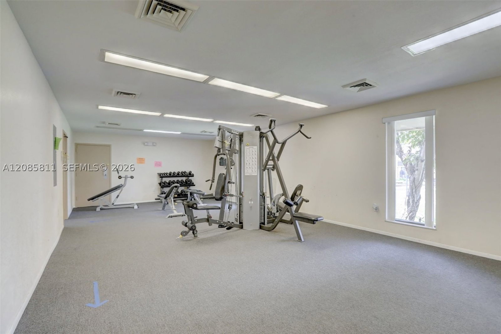 Real estate property located at 4174 Inverrary Dr #815, Broward, Manors Of Inverrary Xi, Lauderhill, FL